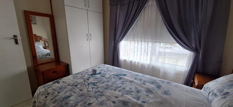 To Let 2 Bedroom Property for Rent in Fraaiuitsig Western Cape